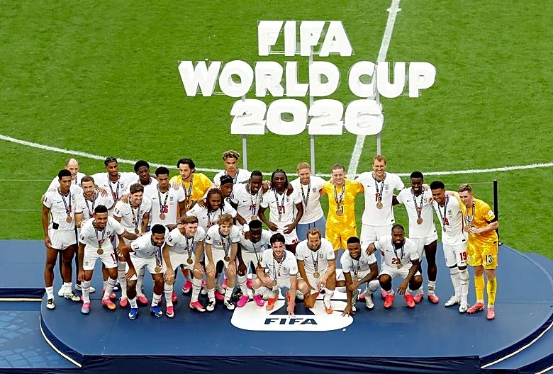 Soccer-Tuchel hopes England players will look back on World Cup with pride