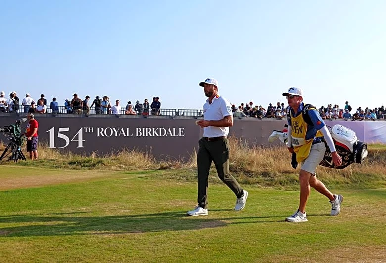Golf-Burns starts final day of Open with two-shot lead