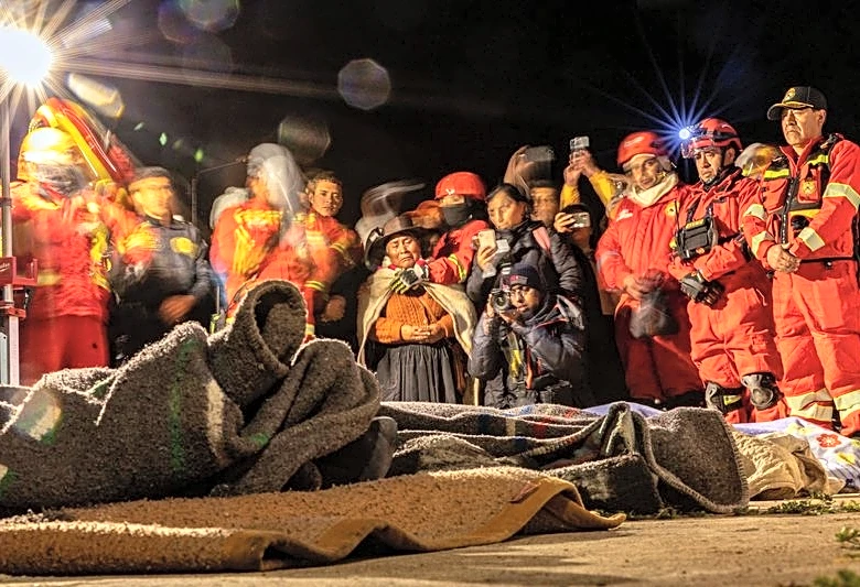 At least six dead and 21 injured after 2 earthquakes in Peru