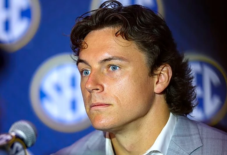 Oklahoma QB John Mateer intent on bouncing back from 2025 setback