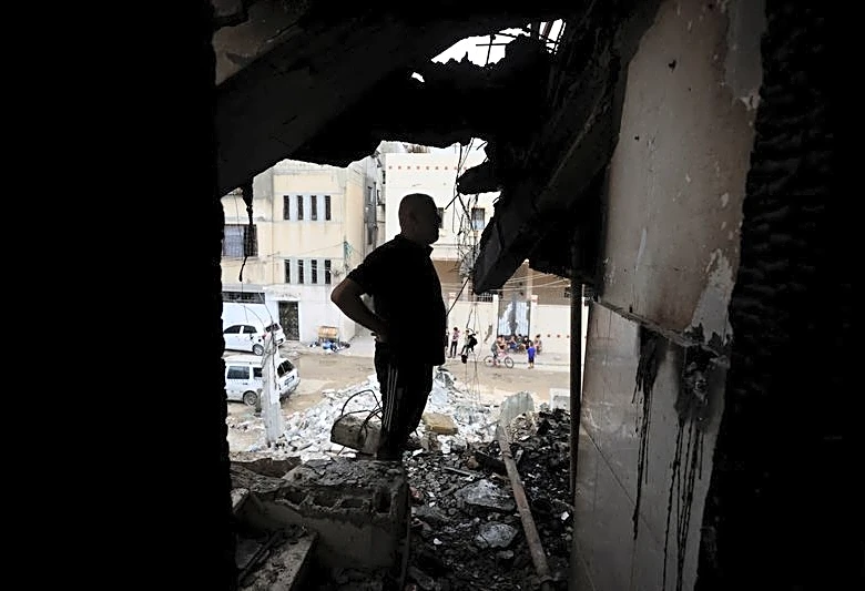Israeli airstrike kills family of six in Gaza, medics say