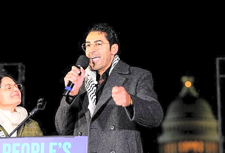 US appeals court overturns order releasing pro-Palestinian advocate Mahdawi