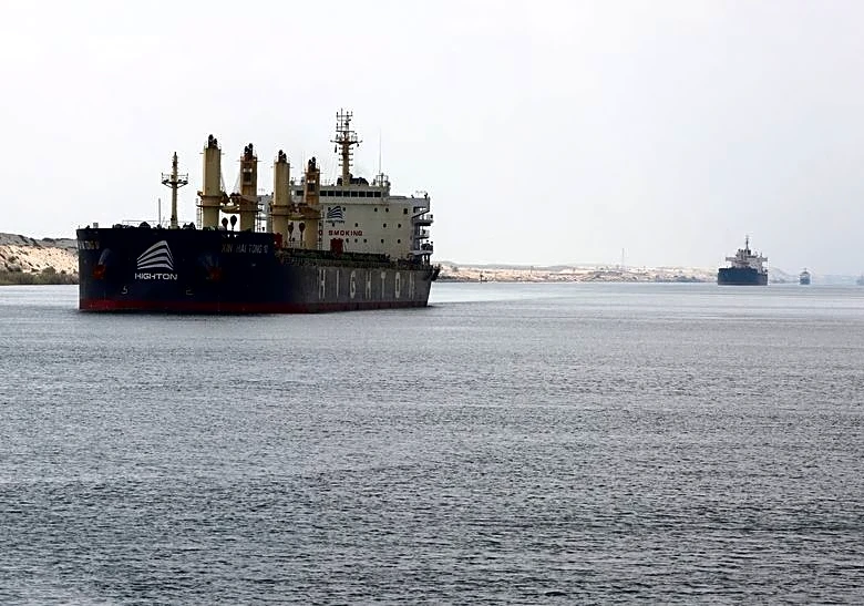 Asian refiners look to Suez Canal to move Saudi oil amid Houthi shipping threats
