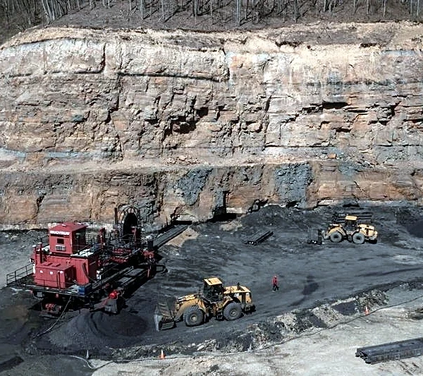Coal sector urges Trump admin to provide financing for existing, new power plants