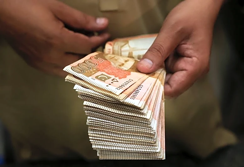 Exclusive-Pakistan seeks $10 billion in US backstop facility to boost reserves, source says