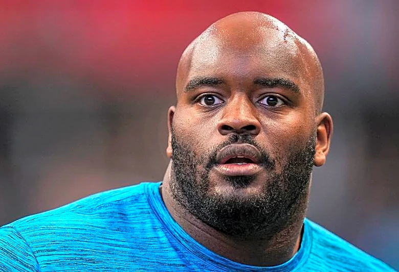 Panthers RT Taylor Moton (blood clot), CB Jaycee Horn (foot) headed to NFI list