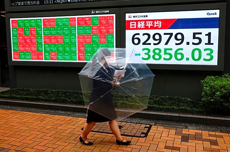 Asian stocks extend gains as US rebounds, chipmakers lead