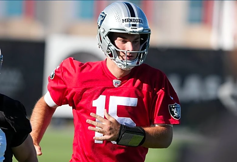 No. 1 pick Fernando Mendoza, Raiders at odds over bonus