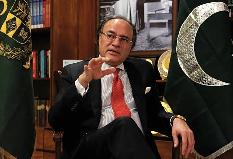 Analysis-Pakistan's US funding push after Iran war role draws skepticism from economists