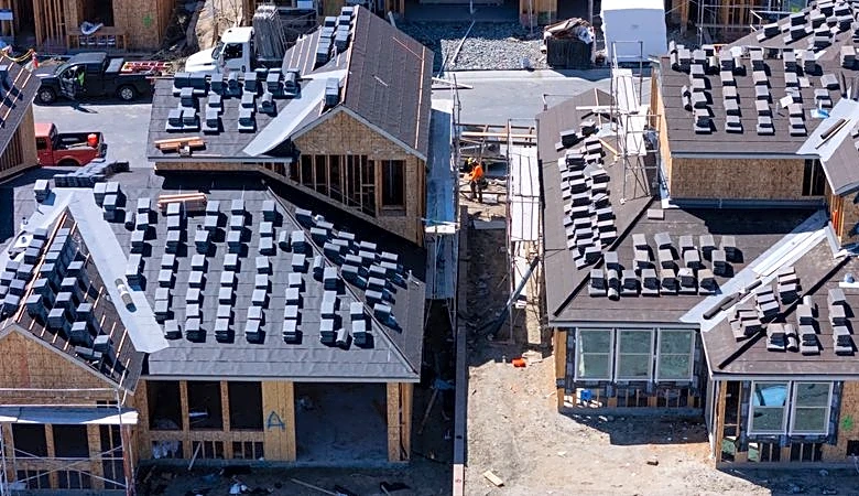 US new home sales pick up in June, Census data shows