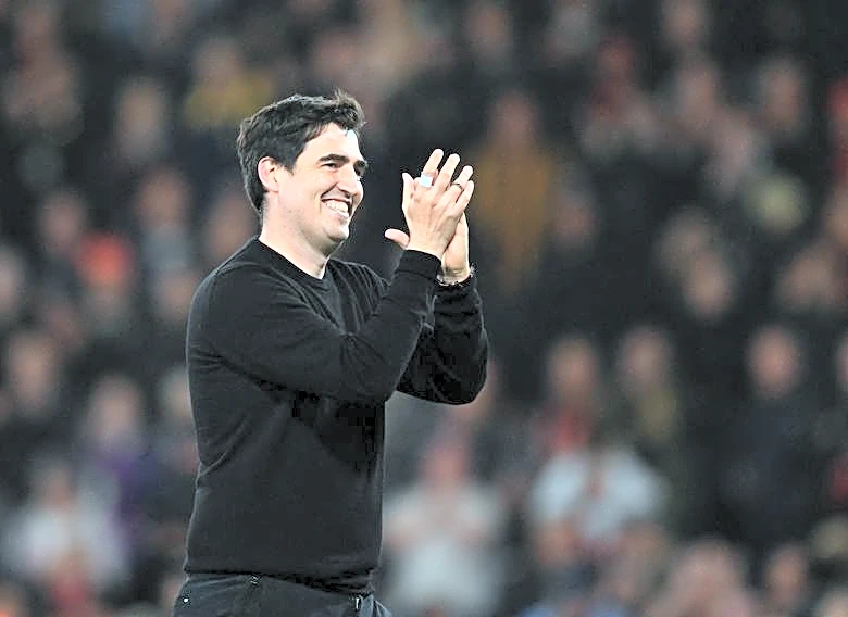 Soccer-Iraola begins Liverpool reign with pre-season win over Sunderland