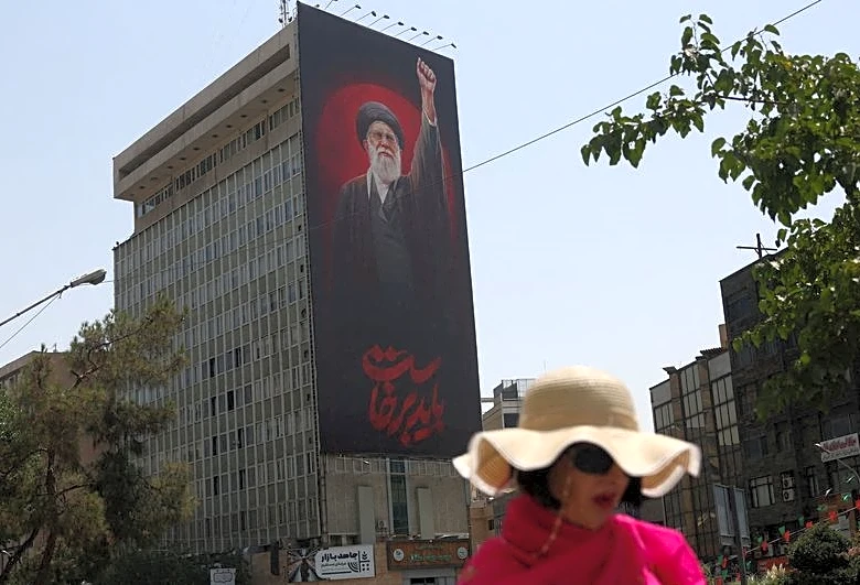 After Trump calls off bombing, Iran signals it will halt strikes as long as US does