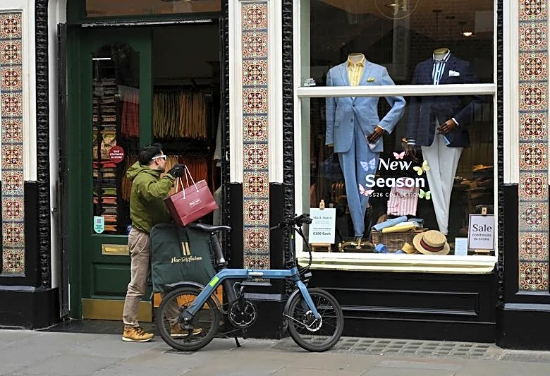 UK retailers report smallest sales drop since January, CBI says