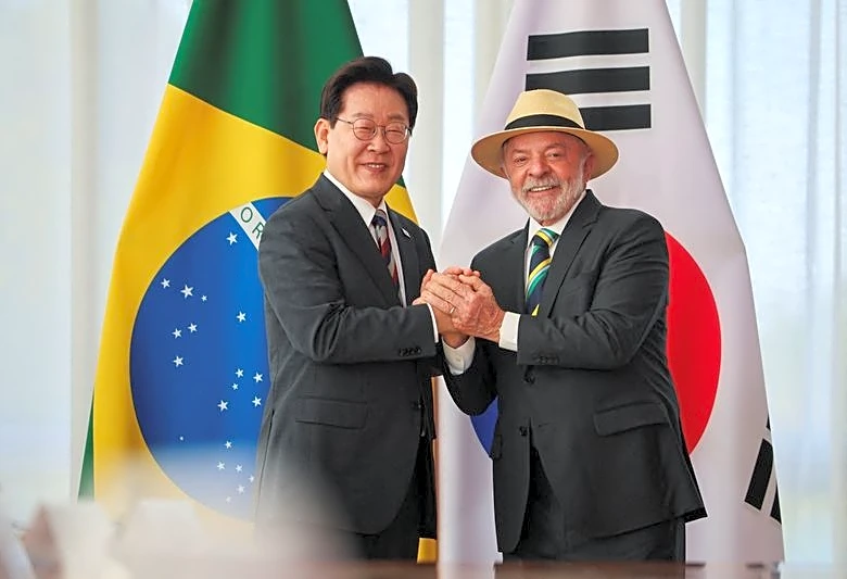 Brazil, South Korea agree to advance talks for Mercosur trade deal