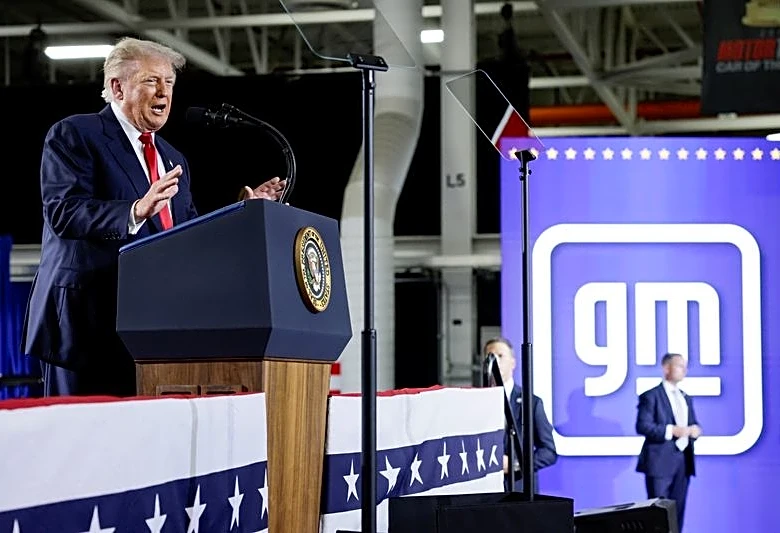 Trump uses GM stage to launch midterms attack on Democrats