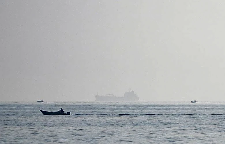 Gulf states back plan to let Iran collect voluntary fees to use Hormuz