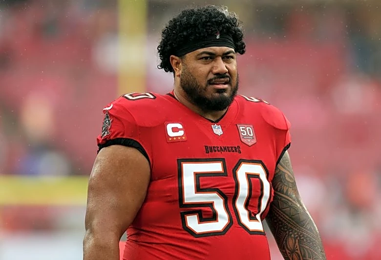Bucs DT Vita Vea 'tweaked something,' not practicing
