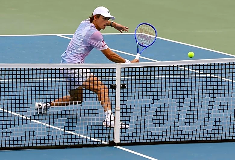 ATP roundup: Alex de Minaur gets through tight Washington opener