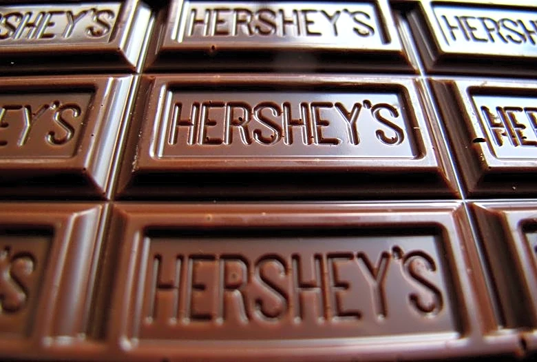Hershey tops quarterly estimates on higher prices, snack demand