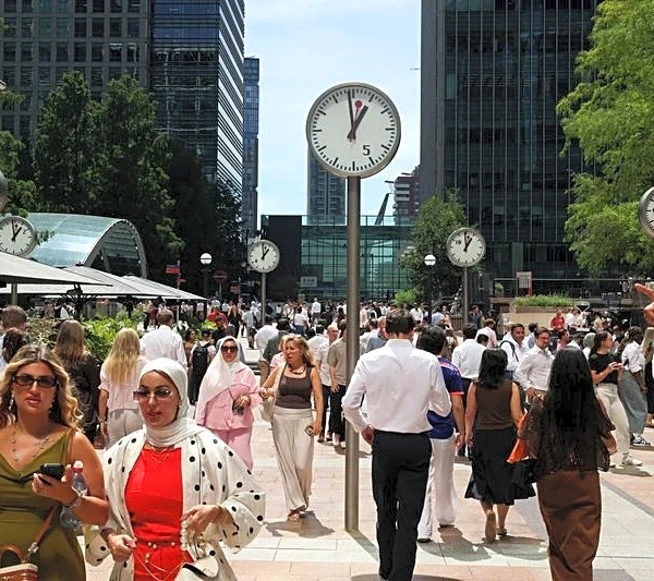 UK business morale hits four-month high in July, Lloyds survey shows