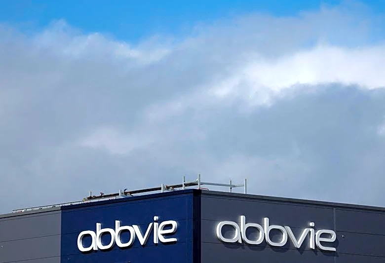 AbbVie trims 2026 profit forecast on Apogee buy, beats second-quarter estimates