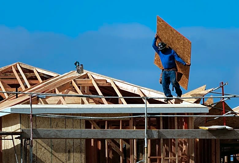 US labor costs increase in second quarter as wage growth picks up