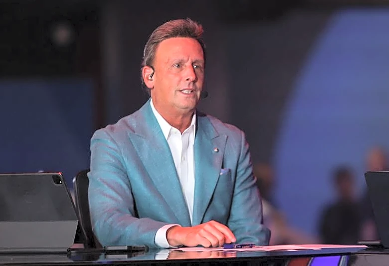 Report: Karl Ravech not quite finished at ESPN