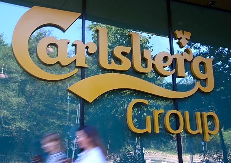 Carlsberg's 'hydration break' jab spotlights growing corporate rift over FIFA stake sale