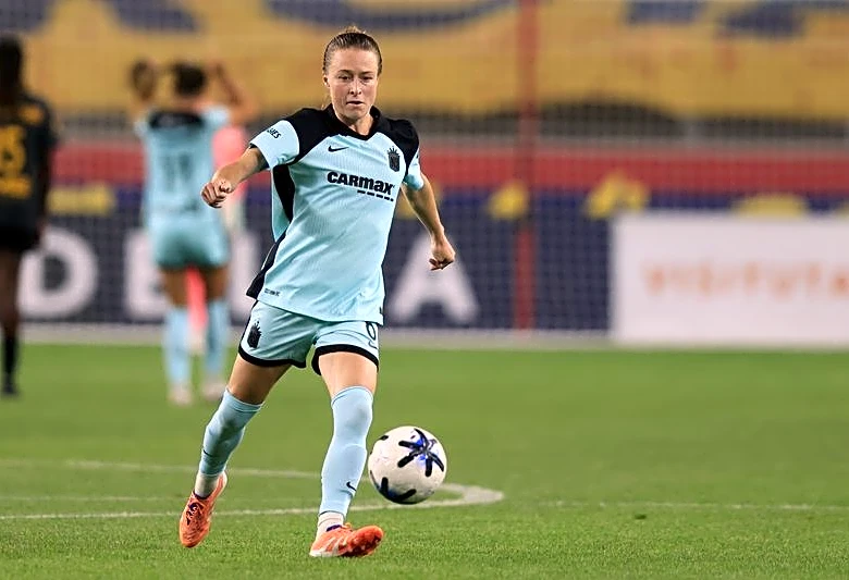 Gotham D Emily Sonnett (left knee) out for season
