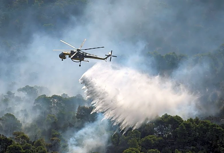Greek crews fight wildfire northwest of Athens for fourth day