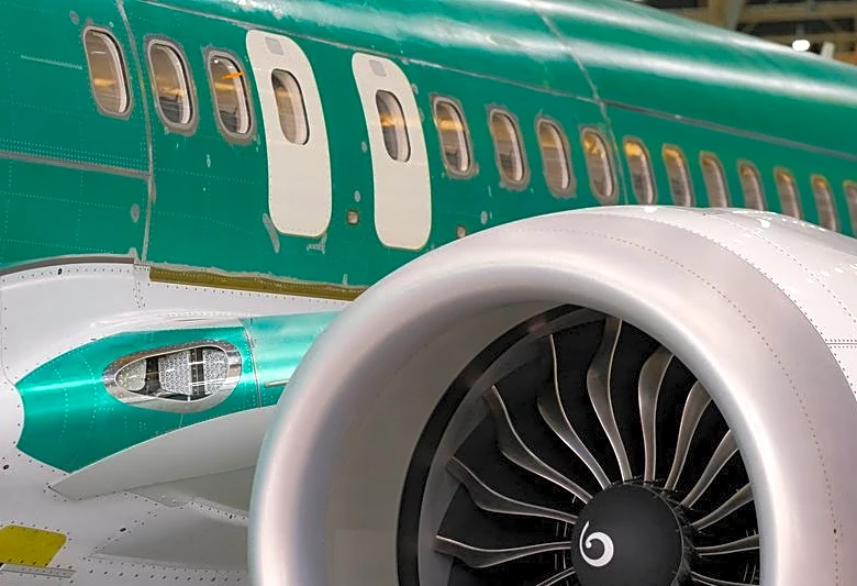 Planemakers and repair shops take steps to conserve aircraft windows in tight market