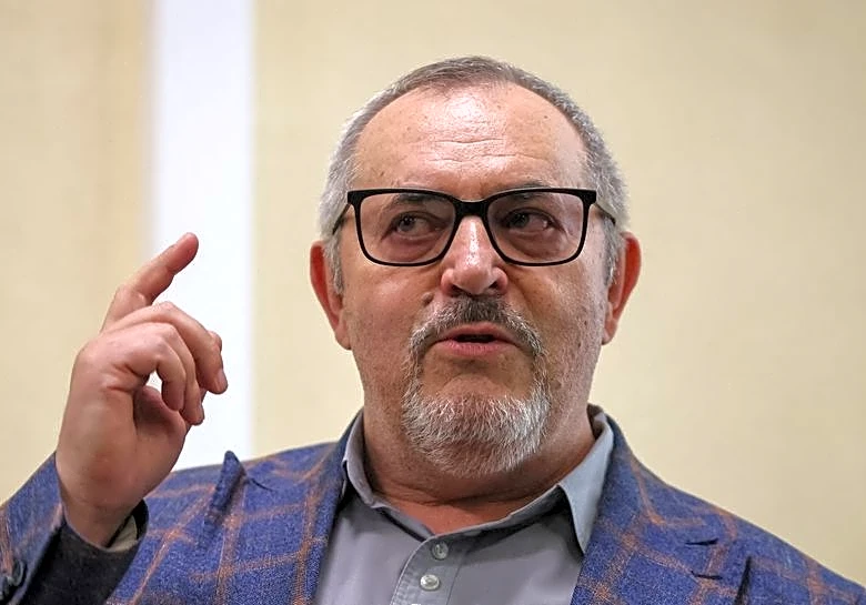 Anti-war politician Boris Nadezhdin says he is now outside Russia