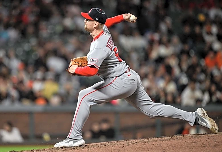 Reports: Cubs boost staff with RHP Ryan Zeferjahn, LHP Braxton Garrett