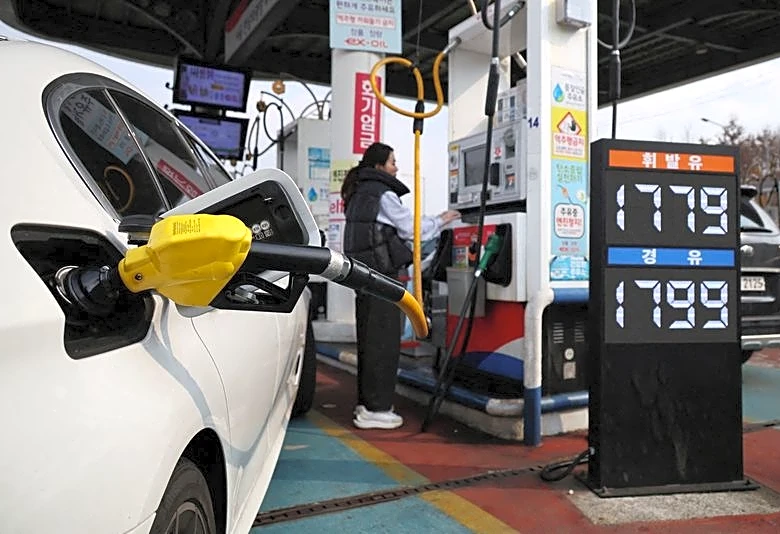 South Korea inflation cools to three-month low, but risks remain