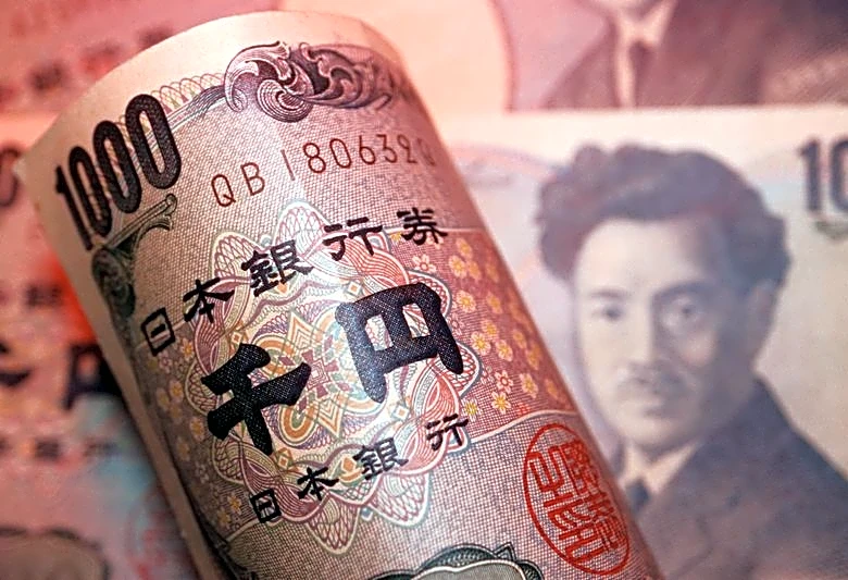 Yen eases but retains intervention-driven gains