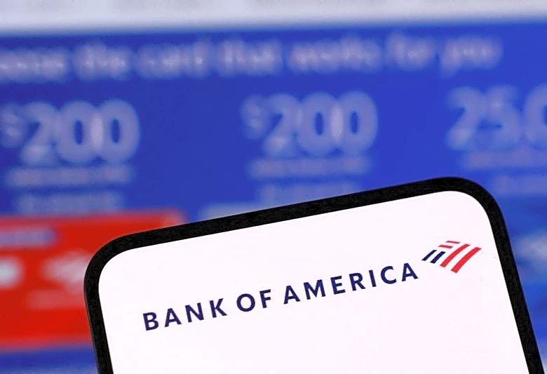 US Senator Wyden urges regulators to probe Wall Street banks over Epstein accounts