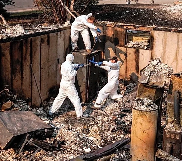 Arson suspect in court as wildfires rage around Spokane, Washington