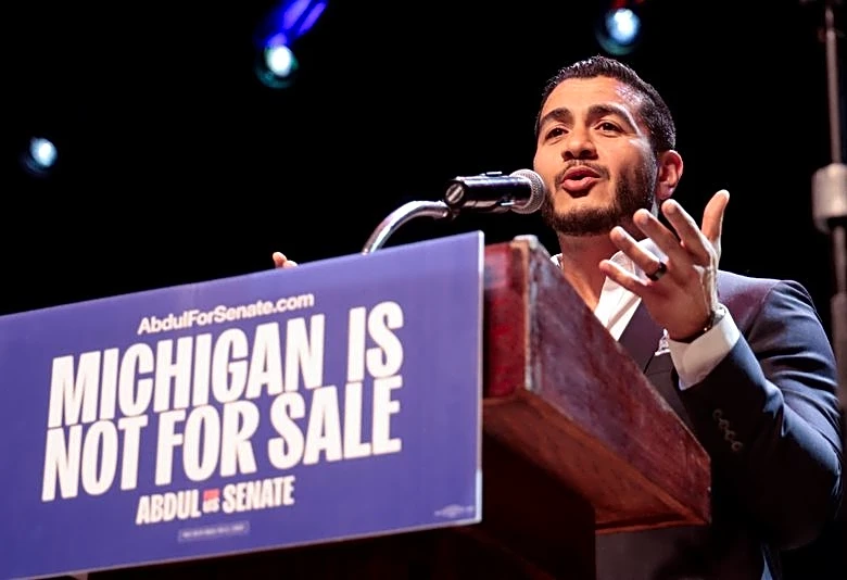 Michigan primary cliffhanger tests direction of U.S. Democrats