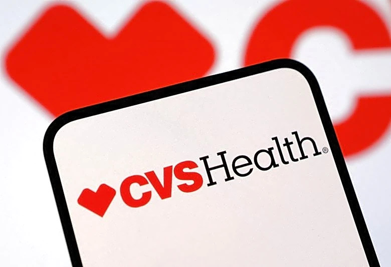 CVS profit outlook overshadows strong quarter, shares fall