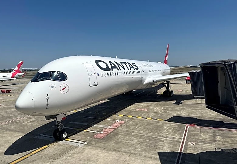 Qantas, pilots' union reach provisional agreement in pay talks
