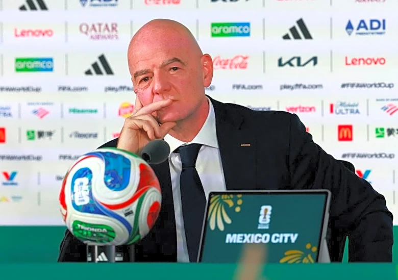 Soccer-UEFA maintains World Cup boycott threat despite FIFA push to end internal turmoil