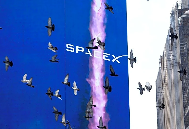 SpaceX stock climbs as shares available for trading more than double