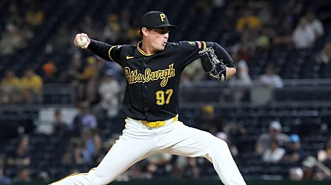 Reds add well-traveled RHP Ron Marinaccio