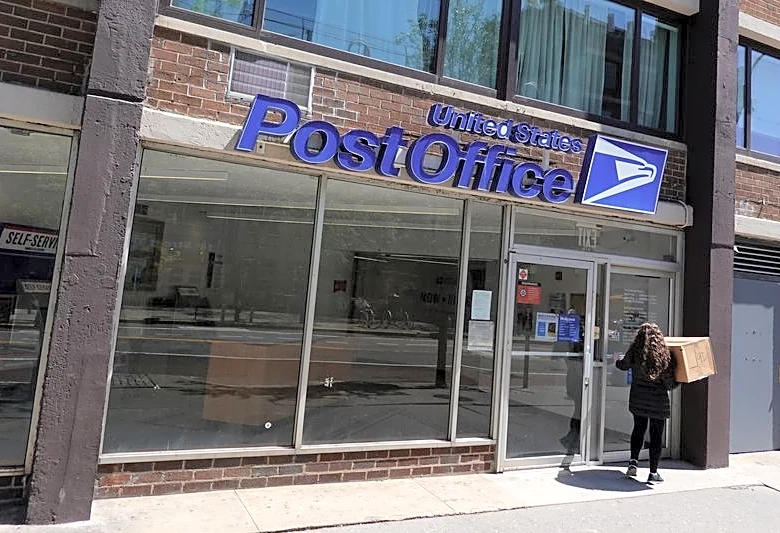 US Postal Service reports $2.5 billion quarterly loss