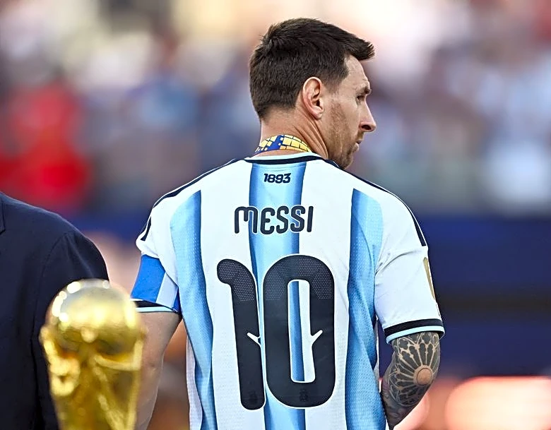 Argentine football prez: Lionel Messi alone will decide when to retire