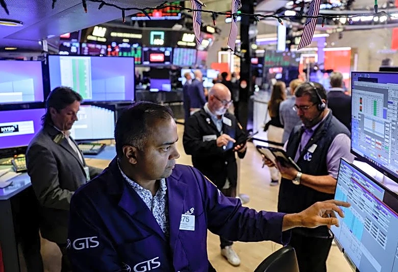 S&P 500, Nasdaq futures tick higher with Hormuz outlook in focus