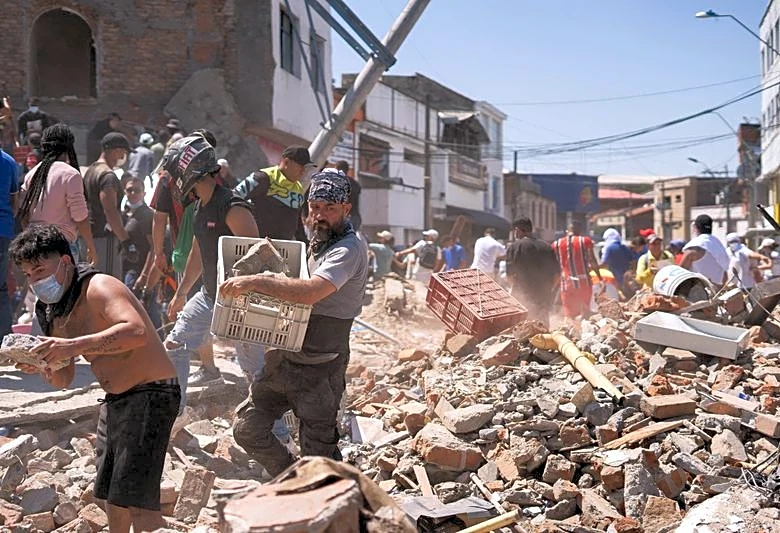 At least 77 killed after powerful earthquake hits western Colombia