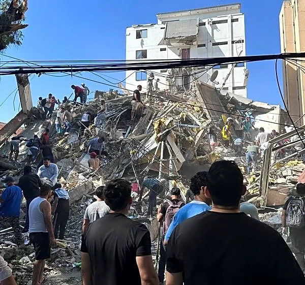 At least 82 killed after powerful earthquake hits western Colombia