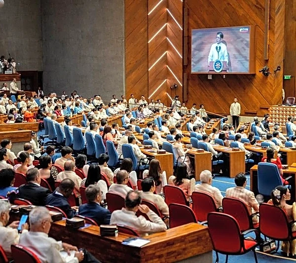 Philippines' Marcos proposes $118 billion budget for 2027