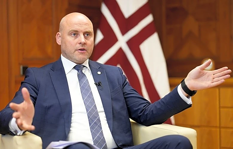 Latvia finds tunnel under Belarus border, vows to combat people smugglers
